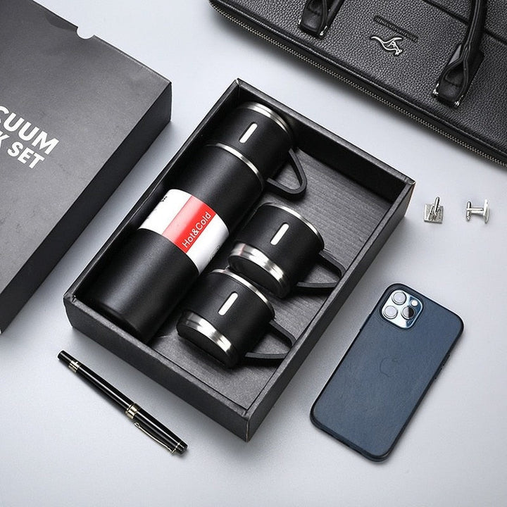 Unisex insulated thermos flask for 12-hr hot/cold drinks. Perfect for travel & daily hydration.