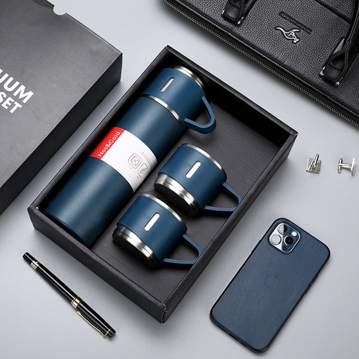 Durable unisex thermos bottle, ensures 12-hour hot or cold drinks. Essential for any journey.