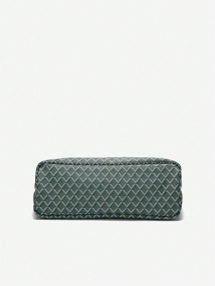Lightweight student shoulder bag, durable and spacious, ideal for campus life.