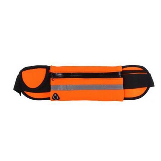 Durable, lightweight waterproof cycling pouch, perfect for all-weather athletic and outdoor adventures.