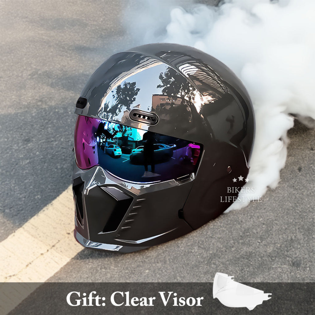 ECE approved vintage pilot motorcycle helmet. Unisex classic style riding gear for safety on the road.