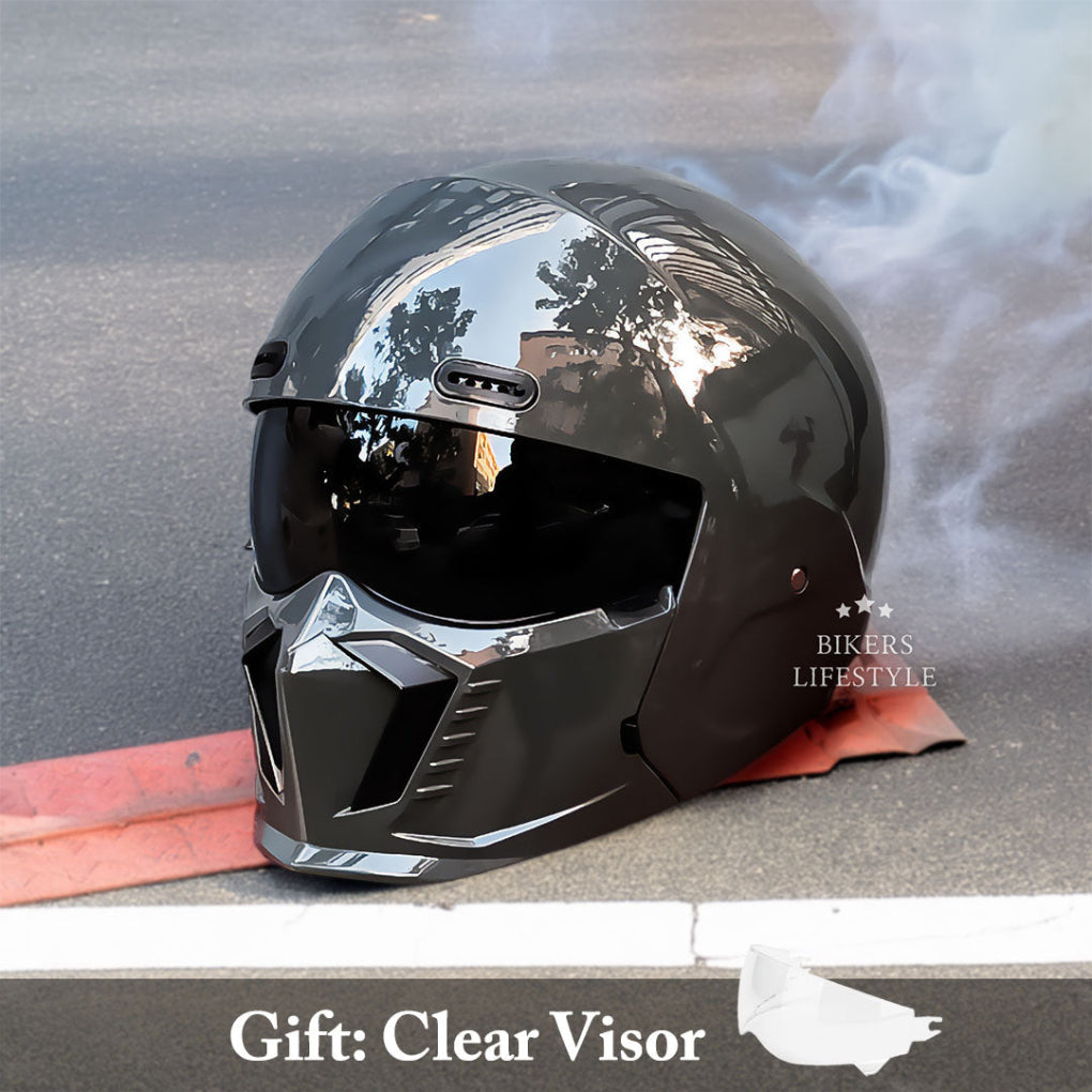 Classic retro pilot motorcycle helmet. DOT/ECE certified safety gear for vintage motorcycle riding.