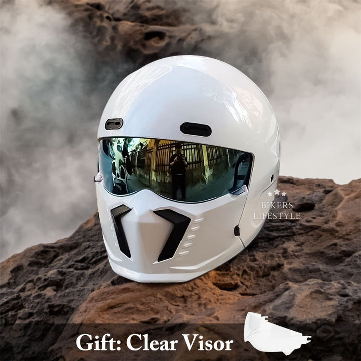 Pilot style motorcycle helmet, retro design. DOT & ECE certified for secure and classic riding.