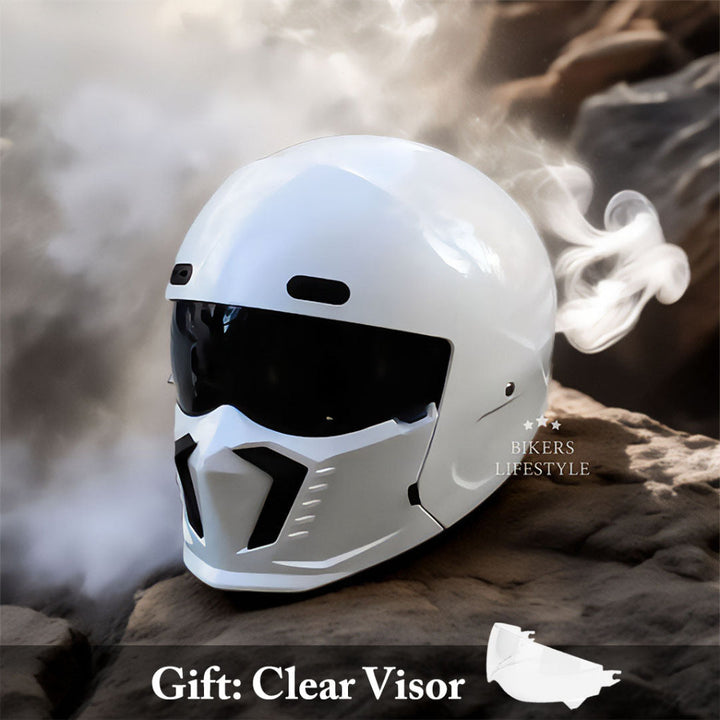 Retro pilot motorcycle helmet, DOT/ECE certified safety gear. Classic style for vintage bike riders.