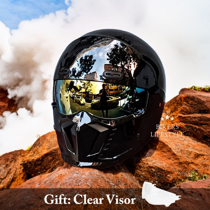Classic retro motorcycle helmet with pilot visor. DOT/ECE certified for reliable vintage riding safety.