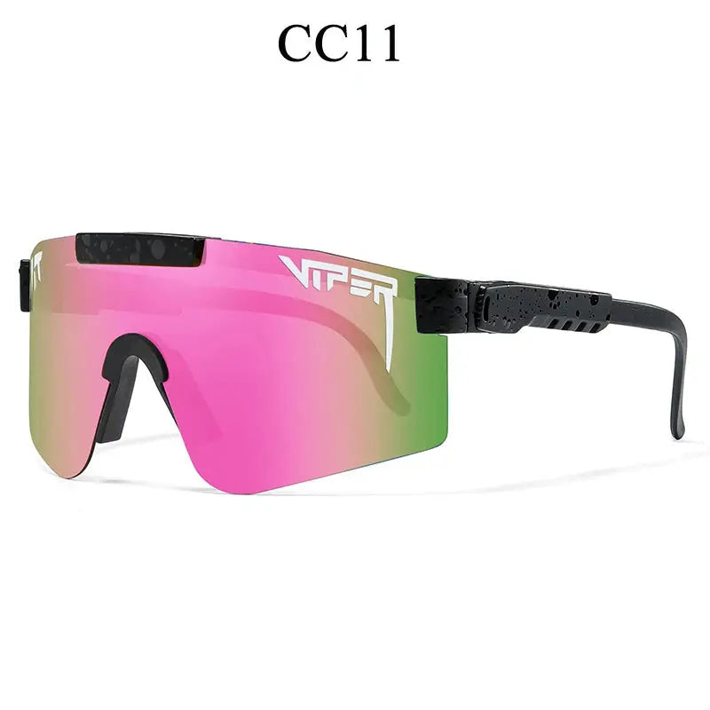 Close-up of black unisex UV400 sports sunglasses, showcasing durable frame & lenses.