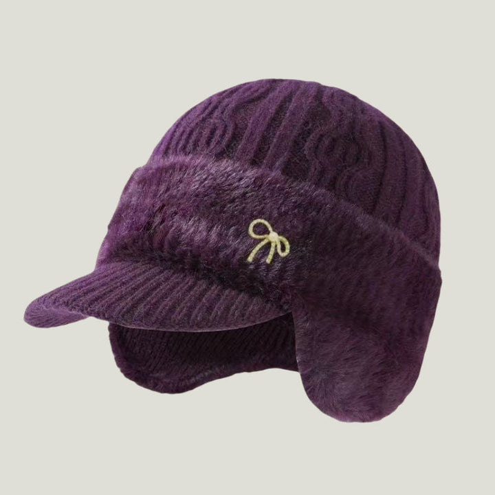 Casual unisex winter trapper hat, knit with ear flaps & fleece lining for ultimate cold protection.