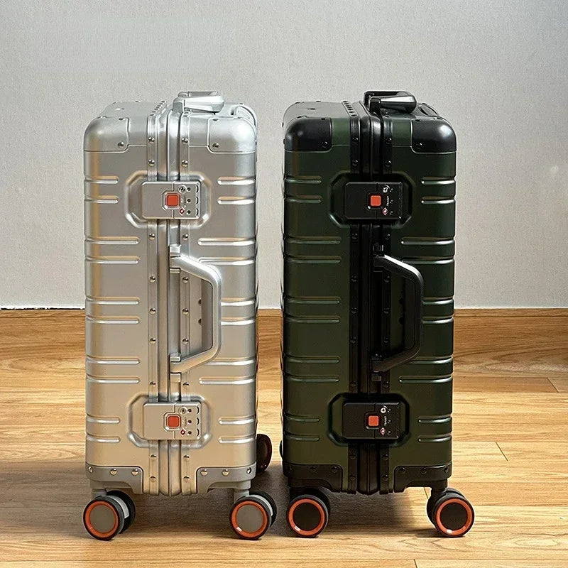Smooth-gliding spinner wheels of Vienna Voyager durable aluminium-magnesium luggage for effortless airport travel.