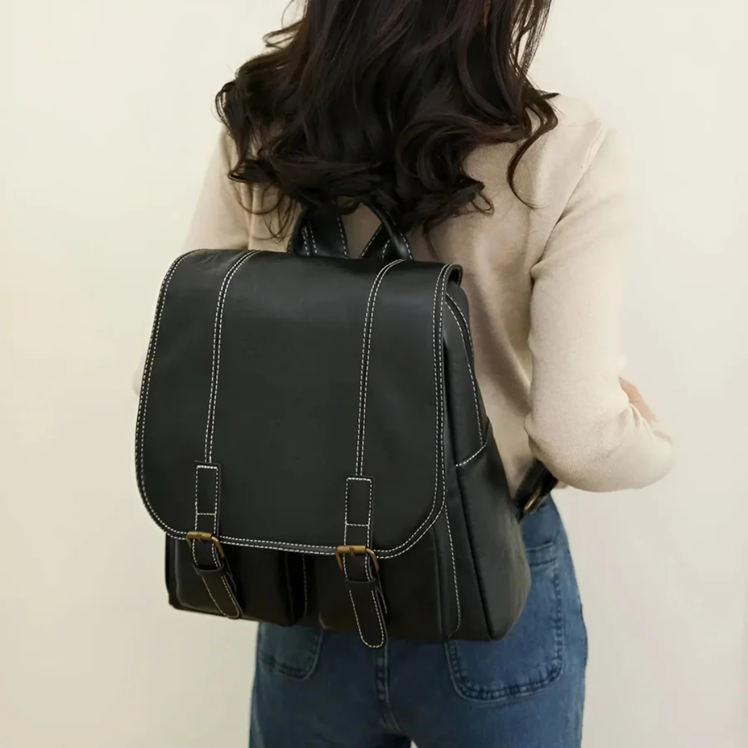 Unisex RetroTrail vintage style backpack for everyday. Durable, organized, perfect as a school or work bag.
