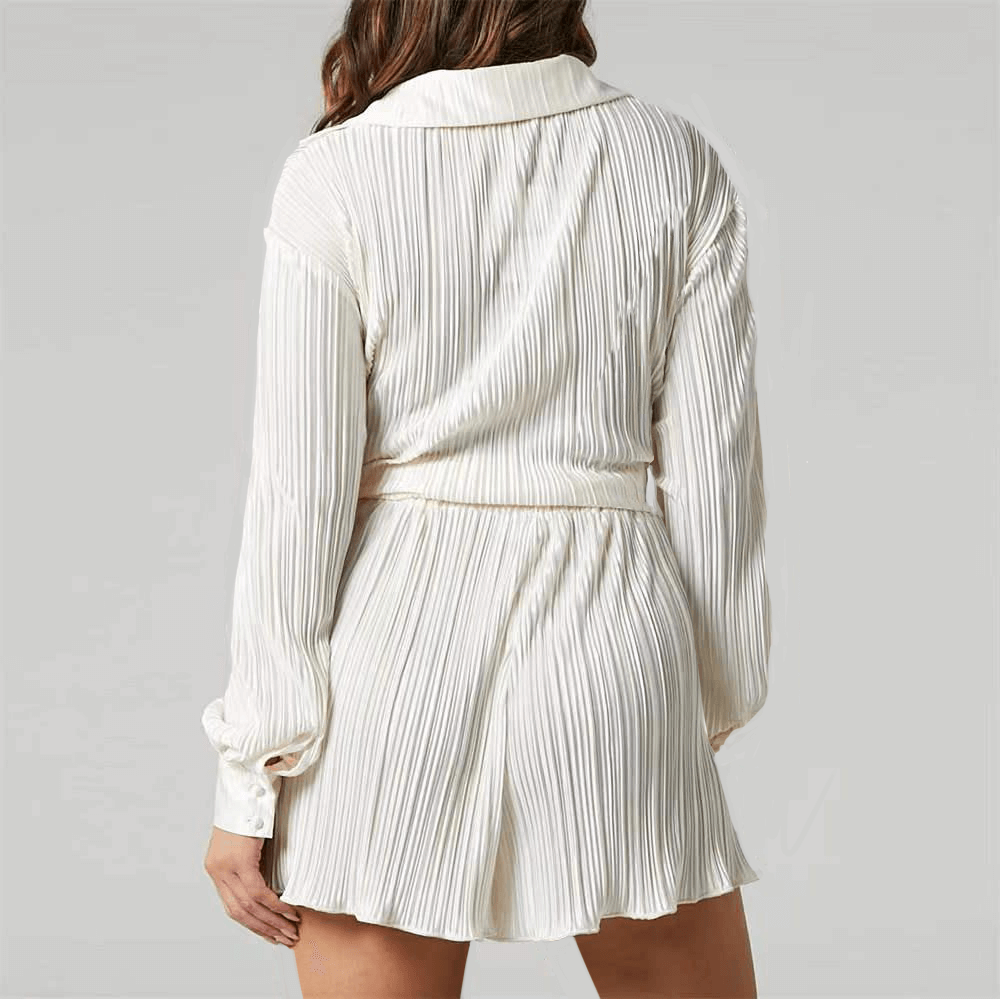 Comfortable women's pleated loose shirt and shorts set. Perfect casual summer outfit.