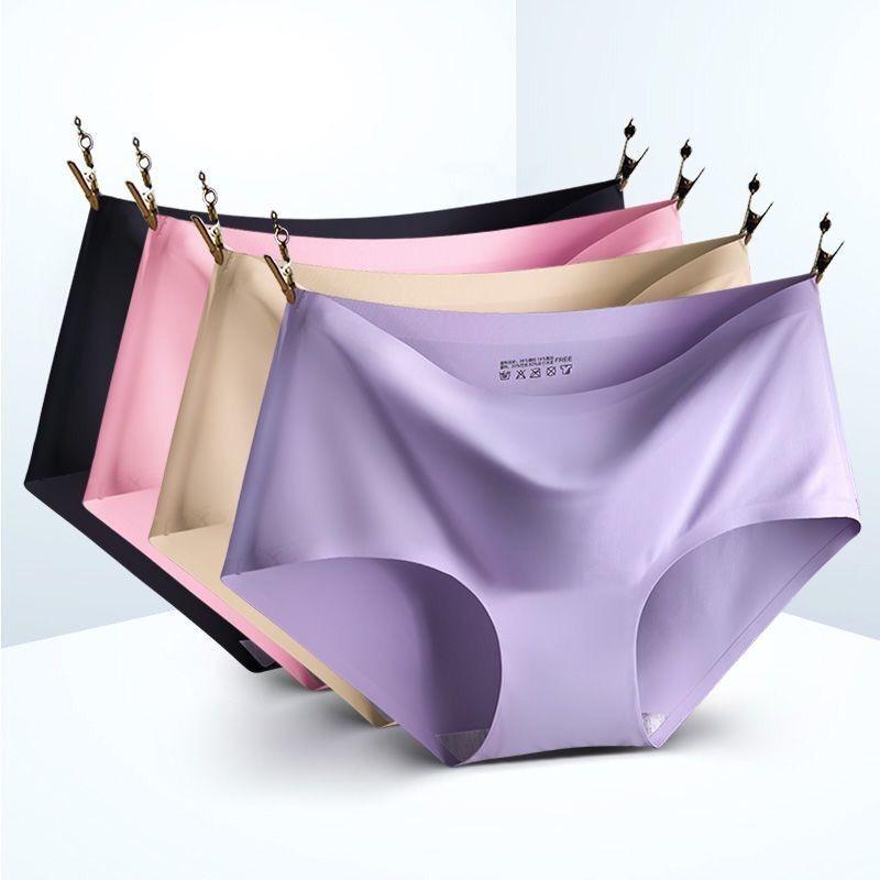 Women's 5-pack seamless silky comfort briefs. Everyday essentials for a smooth feel.