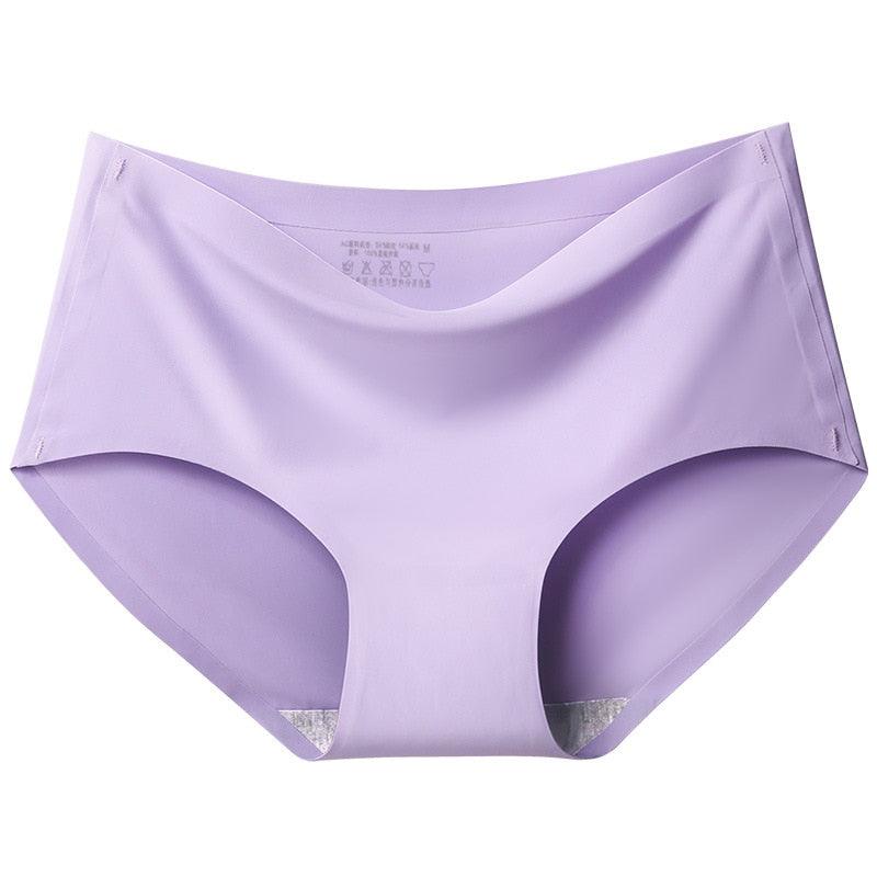 Modern women's seamless comfort briefs, 5-pack. Silky soft for invisible & smooth wear.