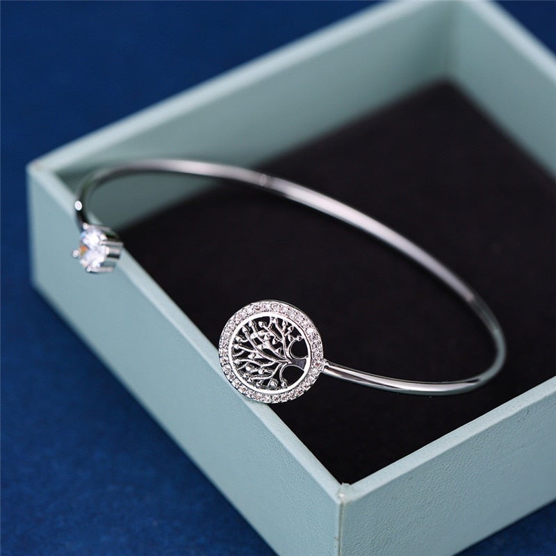 Gold & rose gold adjustable Tree of Life bracelet for women. Symbolic spiritual jewelry, perfect for everyday.