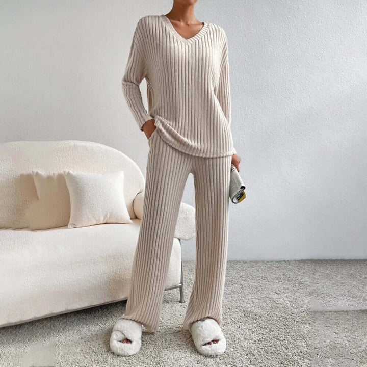 White women's relaxed fit knit lounge set. Super soft & cozy two-piece outfit for home comfort and style.