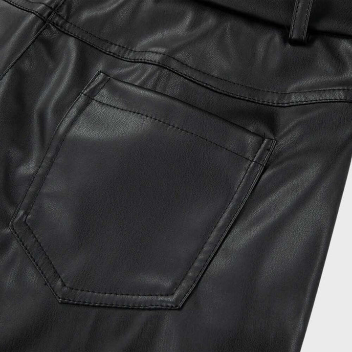 Stylish women's black trousers with a high-waist & straight leg, suitable for various occasions.