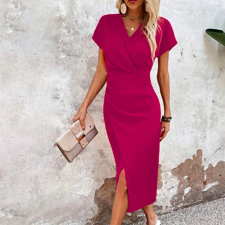 Chic women's casual mini dress with V-neck. Perfect for comfortable daywear and summer adventures.