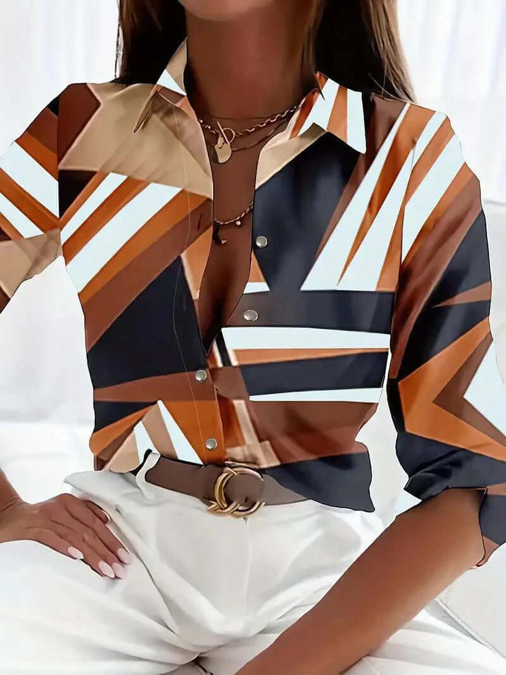 Stylish women's floral plaid button-up blouse, perfect for casual fashion & everyday wear. Long sleeves.