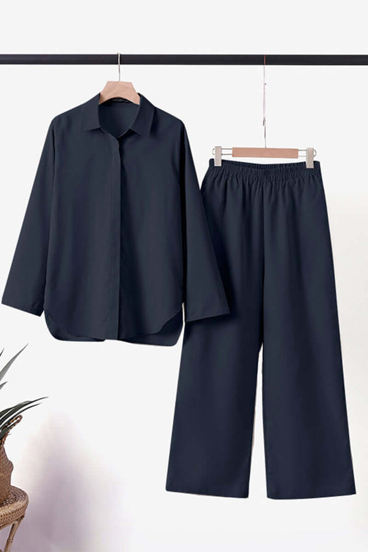 Versatile women's two-piece set with a chic fold-over collar, offering casual elegance or professional style.