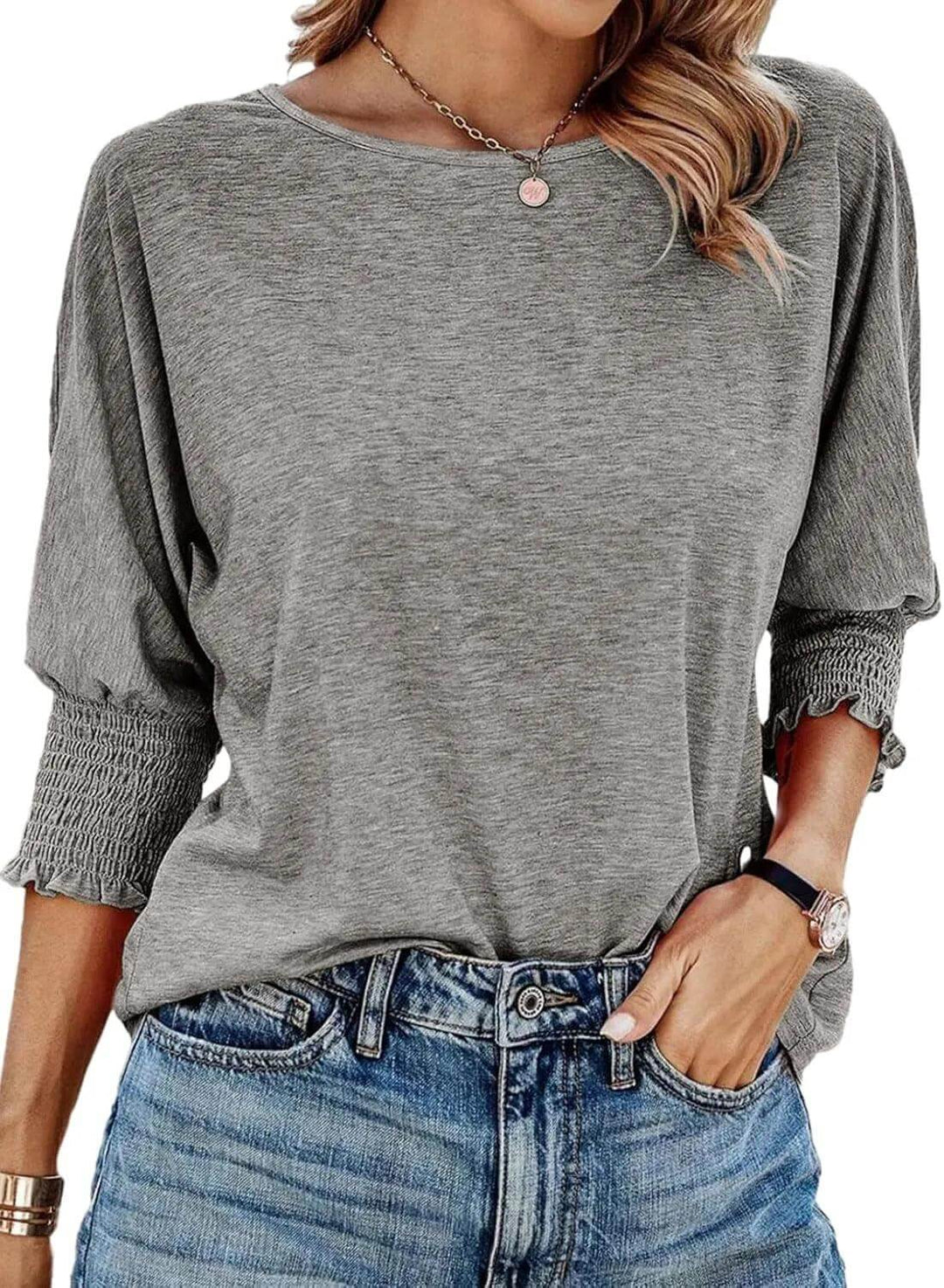 Women's chic ribbed knit long sleeve top. Easily pairs for a versatile, comfortable fashion look.