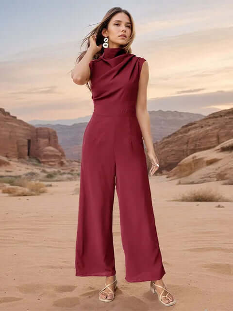 Effortless chic women's sleeveless top & wide-leg pants set. Stylish polyester two-piece for comfortable fashion.