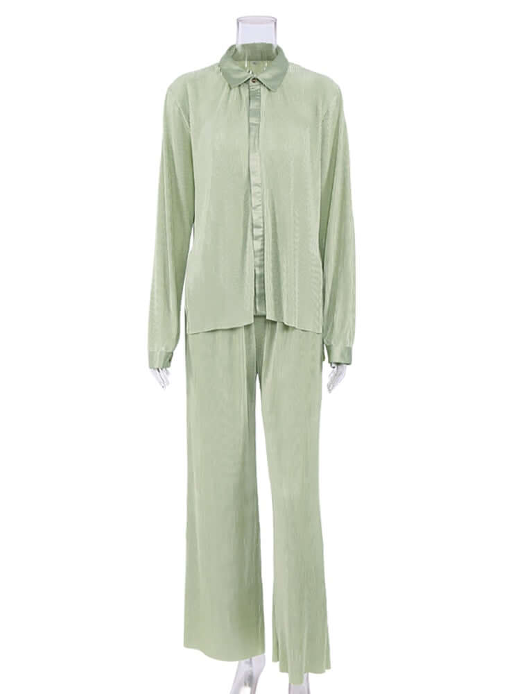 Casual yet elegant women's two-piece long set, stylish ladies' apparel for daily wear.