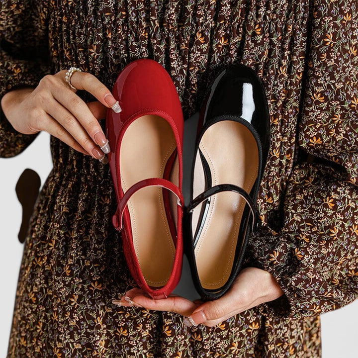 Refined women's comfort flats, a classic choice for elegant style & everyday wear.