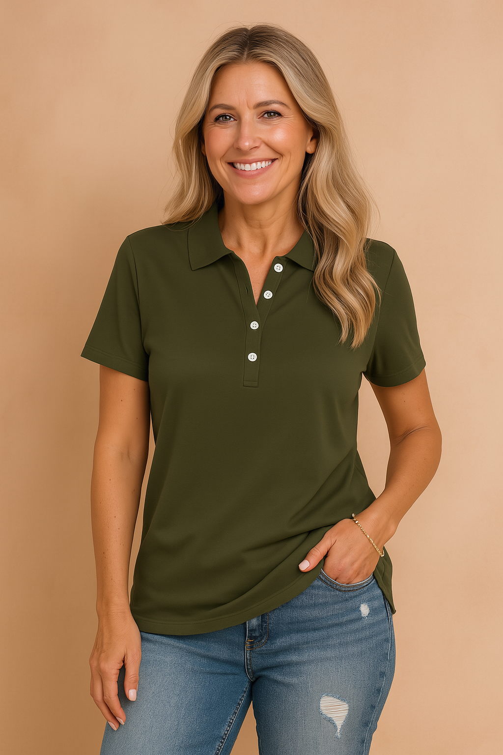 Everyday comfort women's polo shirt. Short sleeve, classic style tshirt. Ideal for casual fashion.