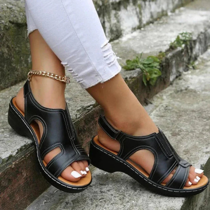 Orthopedic women's walking sandals offering superior arch & foot support for all-day comfort. Ideal for everyday summer wear.