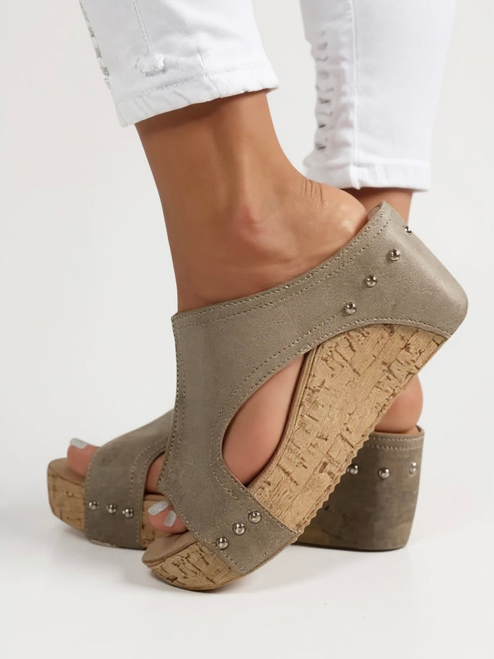 Elegant women's summer wedge slides with a soft footbed, ensuring all-day comfort & chic style.