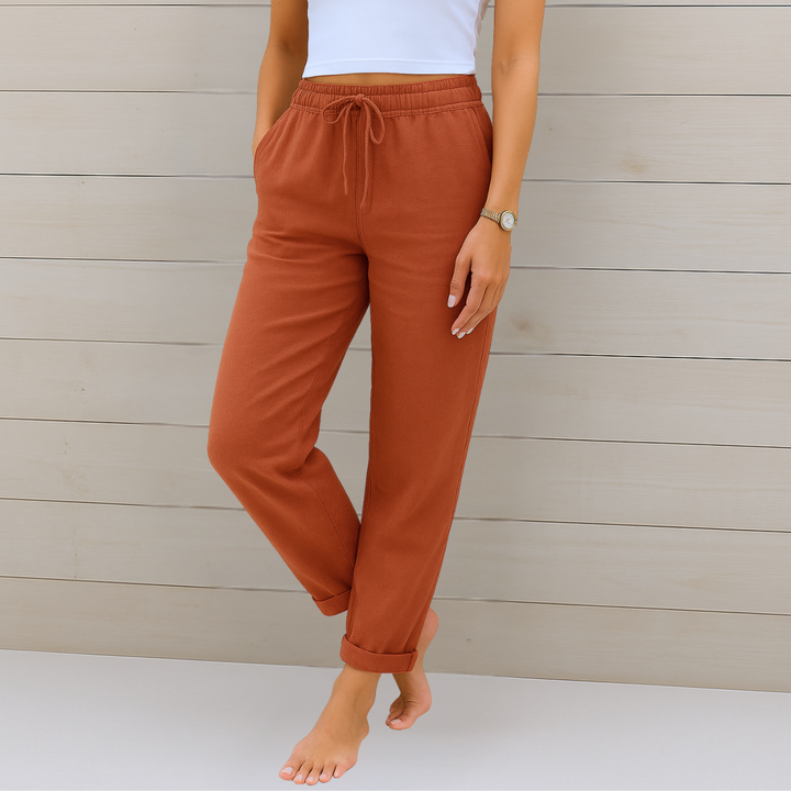 Travel-friendly women's flowy pants with a comfortable elastic waistband for easy, relaxed spring wear.