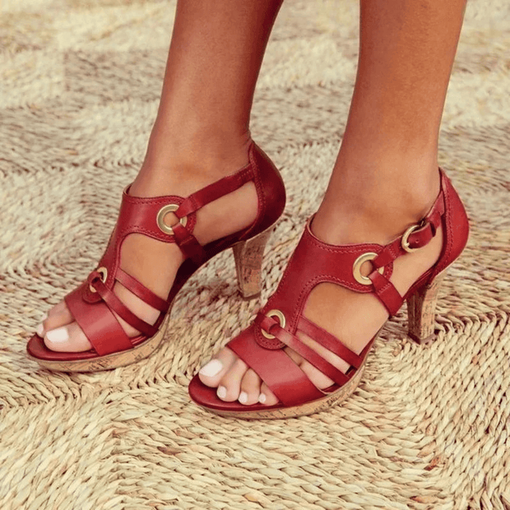 Women's comfortable heeled sandals, perfect for stylish everyday wear or dressy occasions. Versatile open-toe footwear.