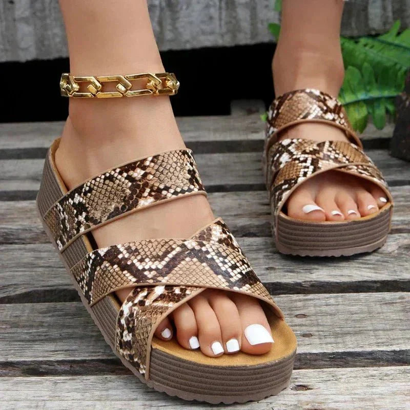 Casual women's footwear: comfortable orthopedic sandals with elastic straps, ideal for summer
