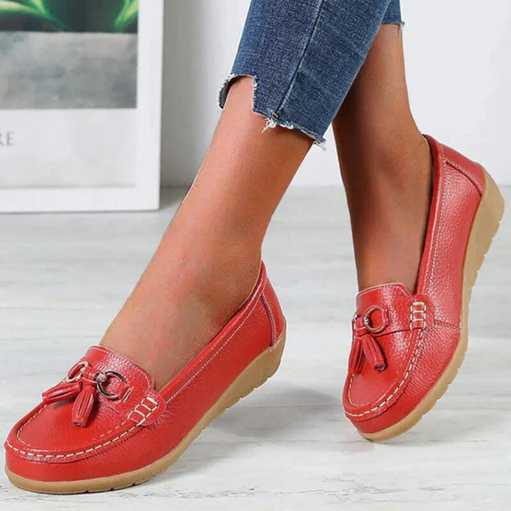 Spring & autumn women's retro wedge loafers, comfortable footwear for elegant casual looks.