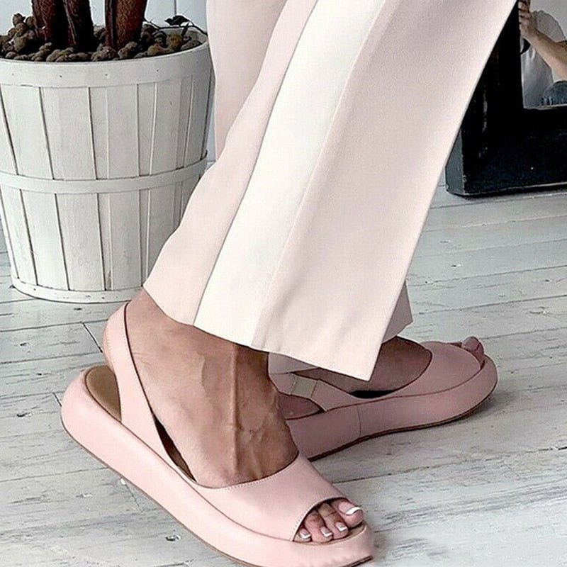 Beige microfiber women's slip-on sandals, ideal for everyday comfort and summer vacation shoes.