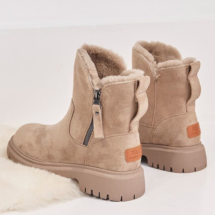 Comfortable women's winter boots, waterproof design for snowy conditions & outdoor adventures.
