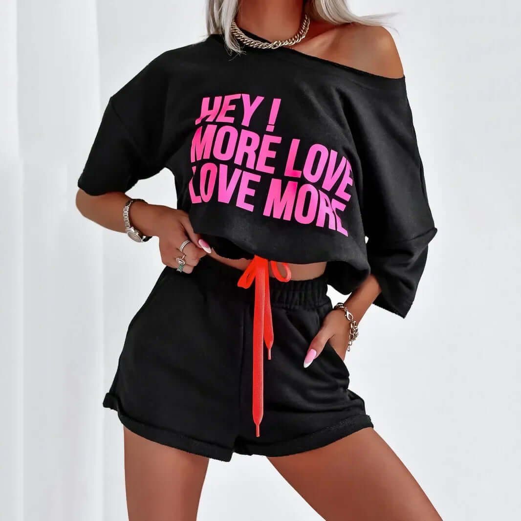 Women's casual two-piece summer lounge set: breathable crop top & shorts in a relaxed, comfy cotton blend.