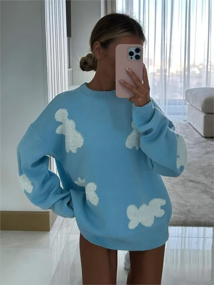 Loose fit women's long sleeve sweater featuring a romantic heart print, perfect for fall fashion.