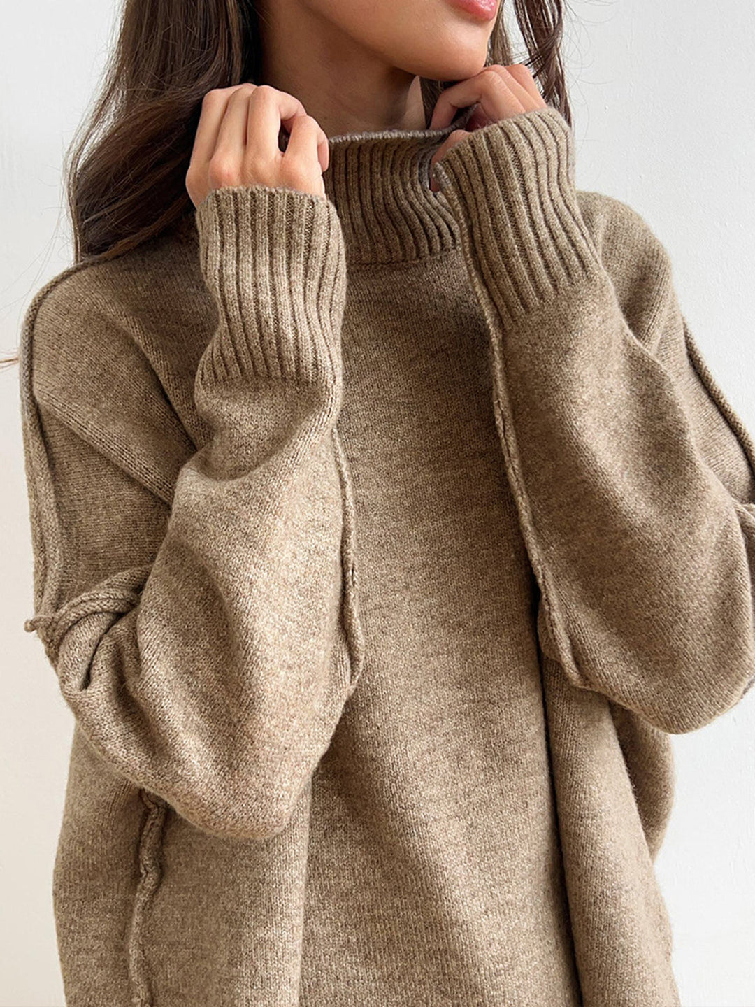 Stylish women's 2-piece knit set featuring a comfy turtleneck top & fashionable wide-leg lounge pants.