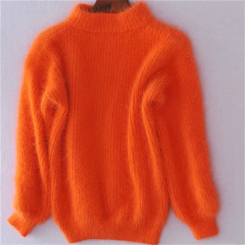 Fashionable women's pullover sweater, a loose-knit design with voluminous sleeves for casual wear.