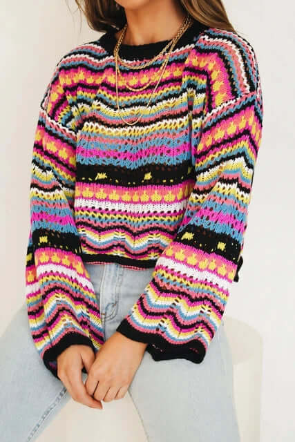 Chic women's loose knit jumper, ideal for cozy casual wear. Versatile pullover sweater for fall fashion.