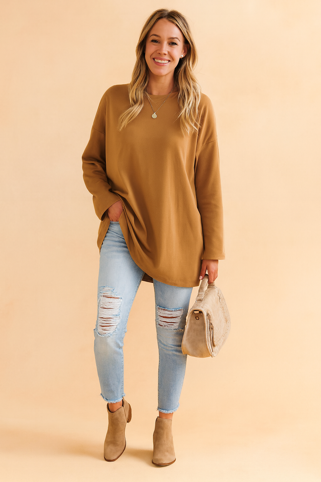 Fashionable women's oversized sweater, a chic loose fit top for stylish everyday and weekend wear.