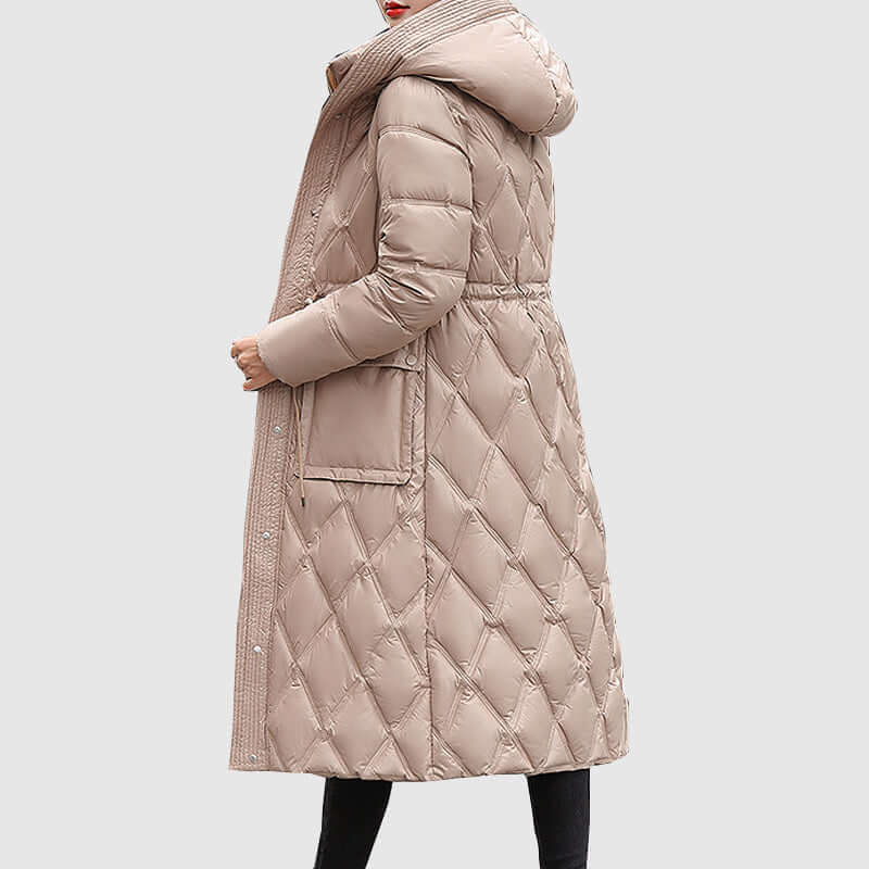Stylish women's winter coat, a warm and padded hooded design.