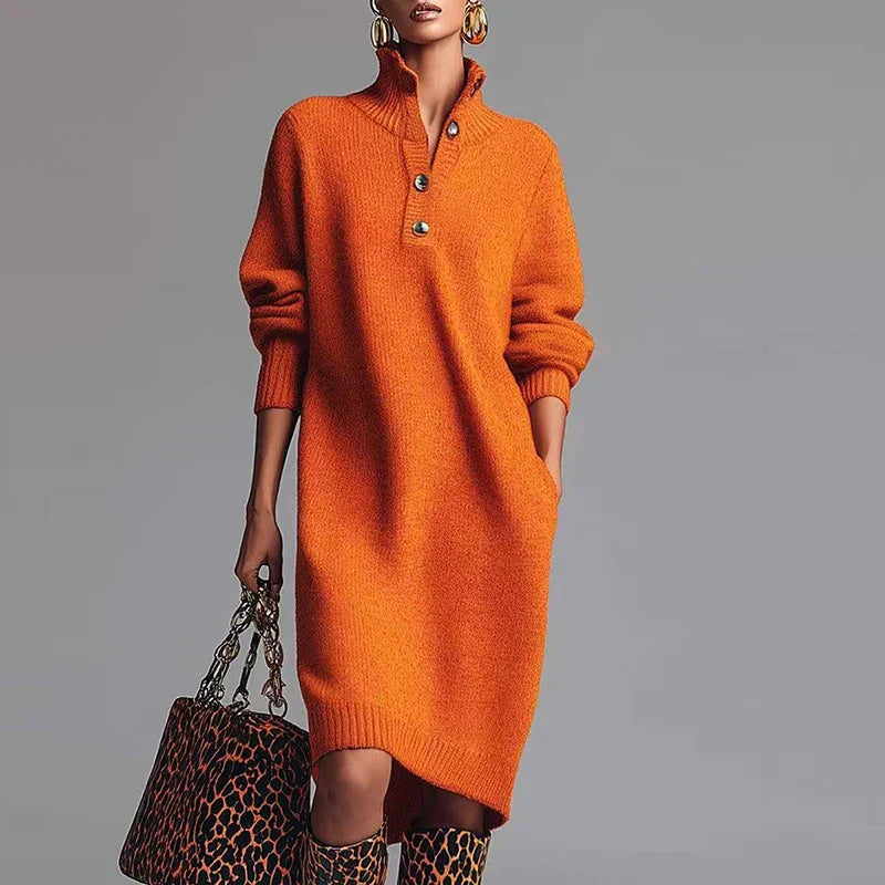 Women's cozy turtleneck midi winter dress, long sleeves & oversized fit for effortless fall style.