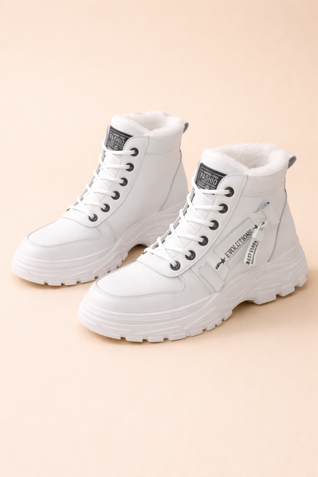 Warm women's snow boots featuring a plush lining & waterproof design. Perfect for cold weather outdoor adventures.