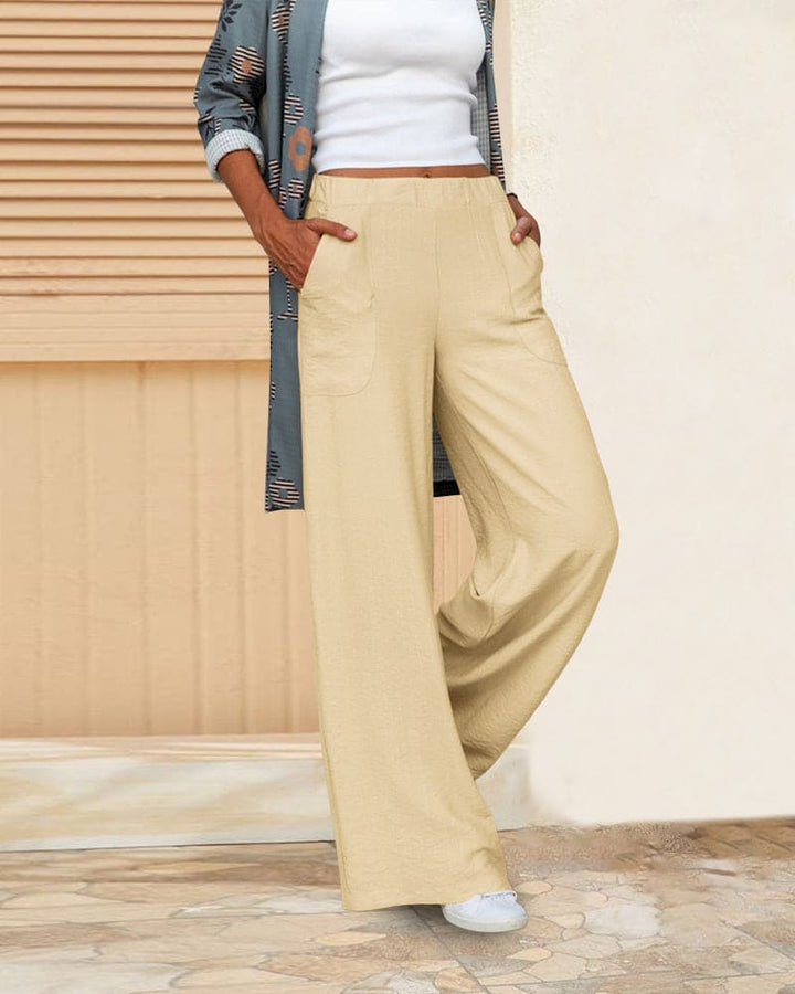Comfortable women's lounge pants with a wide leg, designed for ultimate relaxation and effortless style.