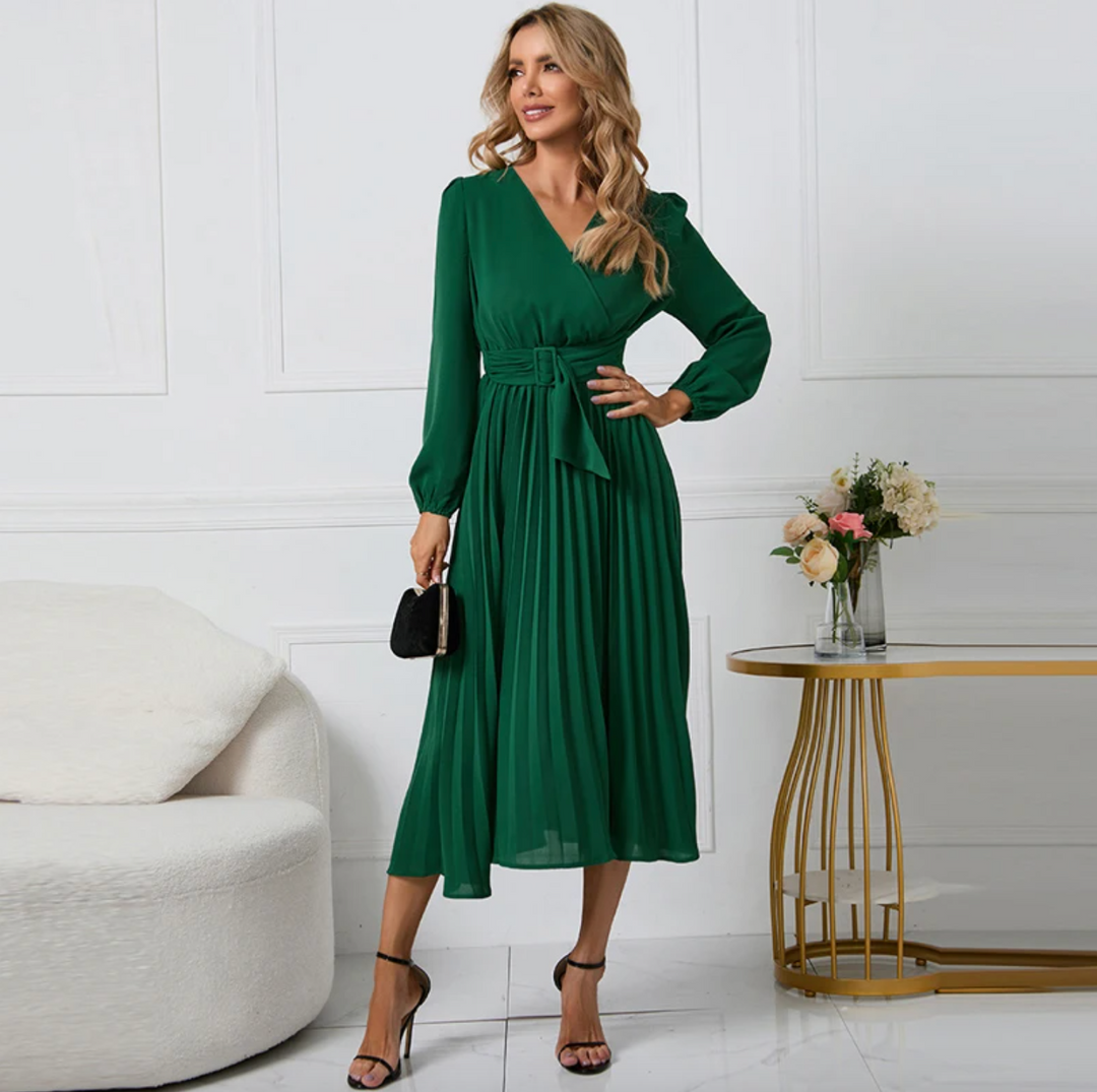 Sophisticated women's elegant blazer dress with lapels, ideal for professional workwear and events.