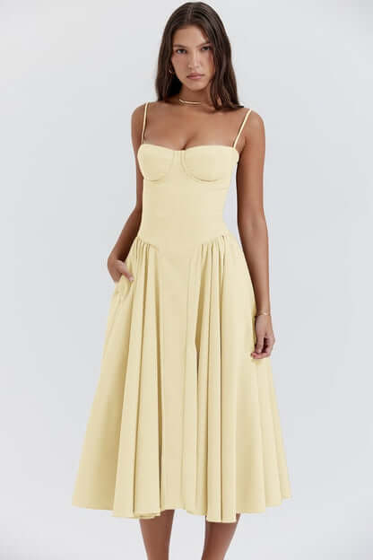 Figure-flattering women's midi dress, an elegant sleeveless corset design for any occasion.