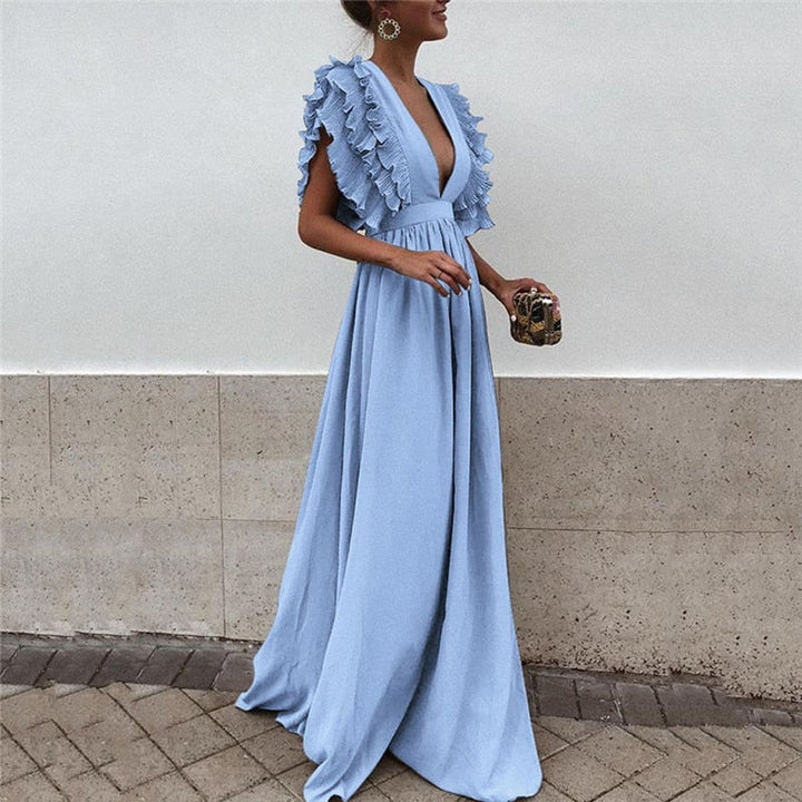 Comfortable women's maxi dress with a flowy silhouette, ideal for all-day wear. Elegant long summer dress.