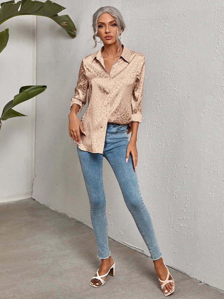 High fashion women's leopard print jacquard blouse, chic long sleeve top.
