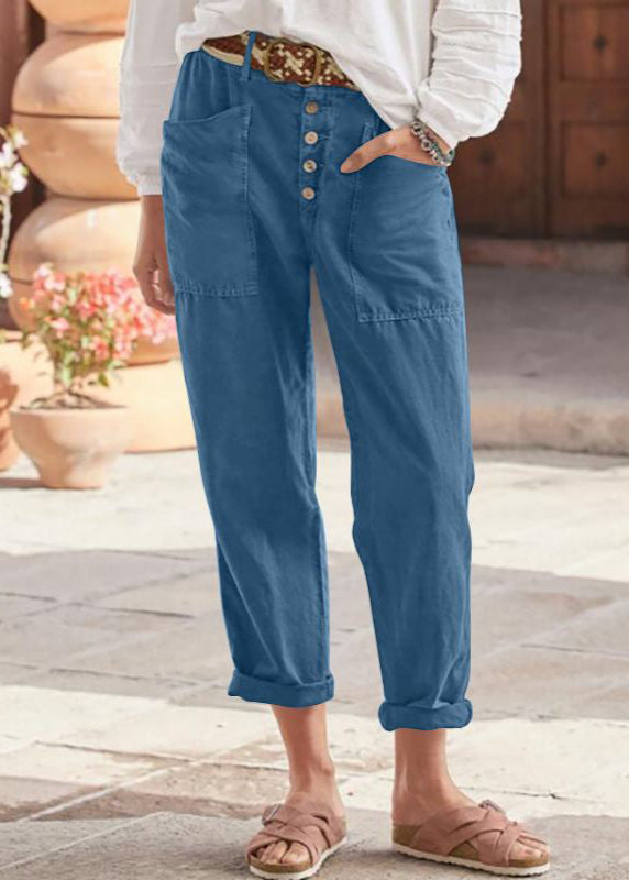 Chic women's apparel: relaxed-fit elegant pants with a flattering drape, designed for modern everyday wear.